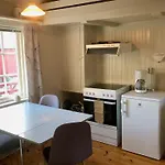 Nusfjord Ocean View Rorbu 19 Апартаменты